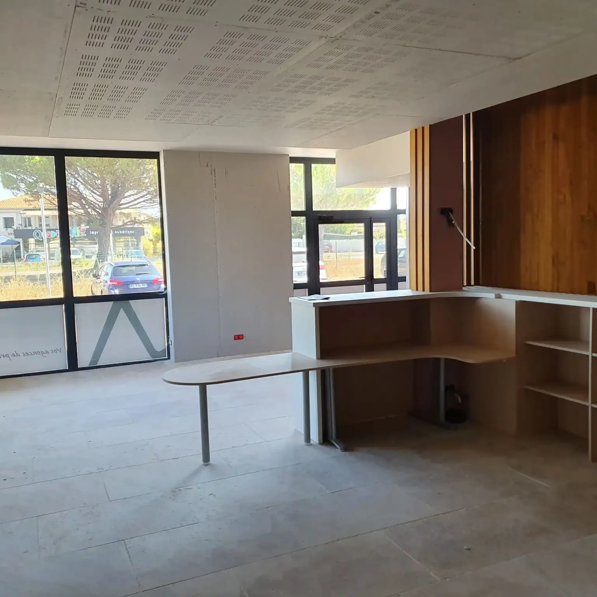 locaux-commerciaux-le-thor (10)